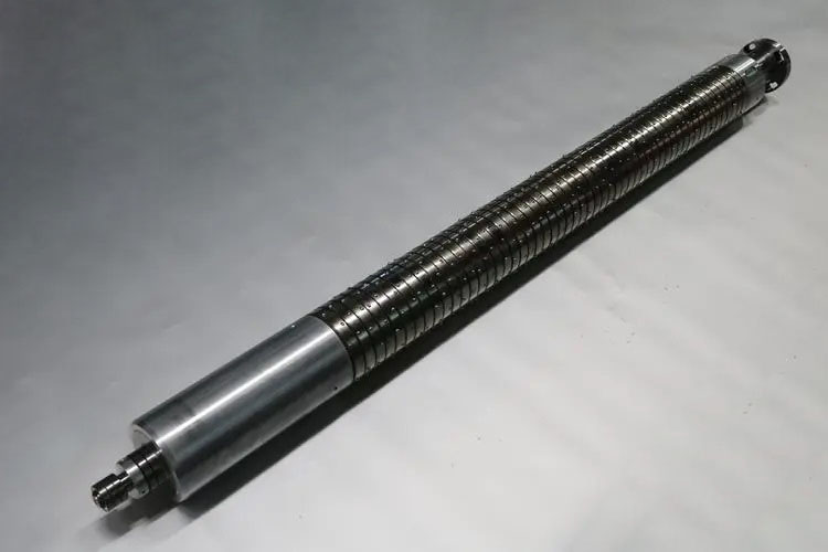 黄色一级片三级片视频 纸张分切机的滑差轴的主要作用是什么