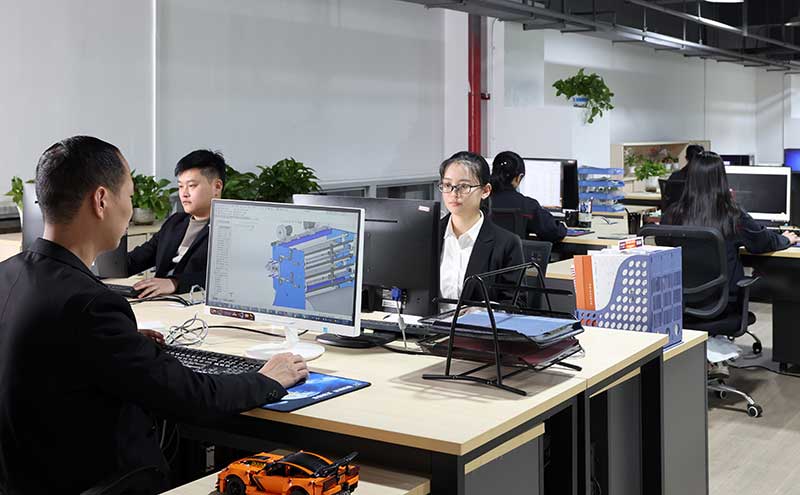 黄色一级片三级片视频 分切机技术创新：推动制造业智能化转型